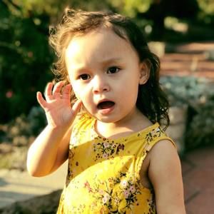 Meet your Posher, Lingling